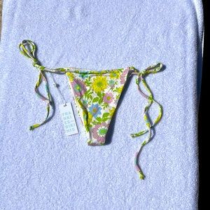 Frankie’s Bikinis Tia Secret Garden Floral Bottom L